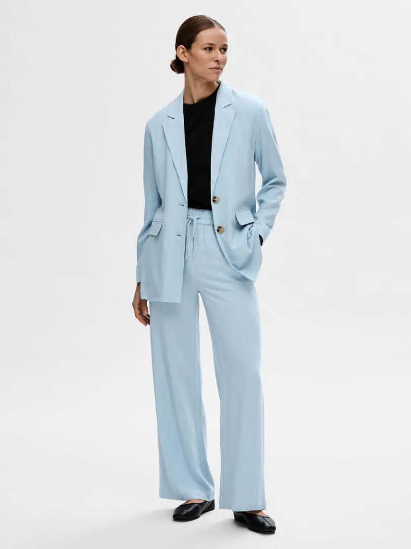 afslappet_pasform_blazer_1-5.webp Jakkesæt & Blazers>SELECTED AFSLAPPET PASFORM BLAZER Blue