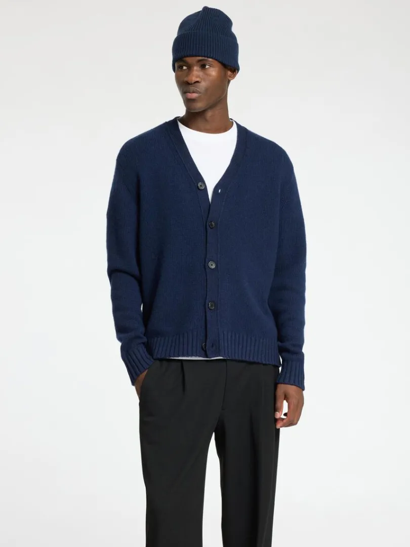 afslappet_pasform_cardiga_0.webp Strik>SELECTED AFSLAPPET PASFORM CARDIGAN Blue