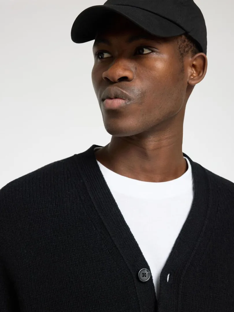 afslappet_pasform_cardiga_2-4.webp Strik>SELECTED AFSLAPPET PASFORM CARDIGAN Black