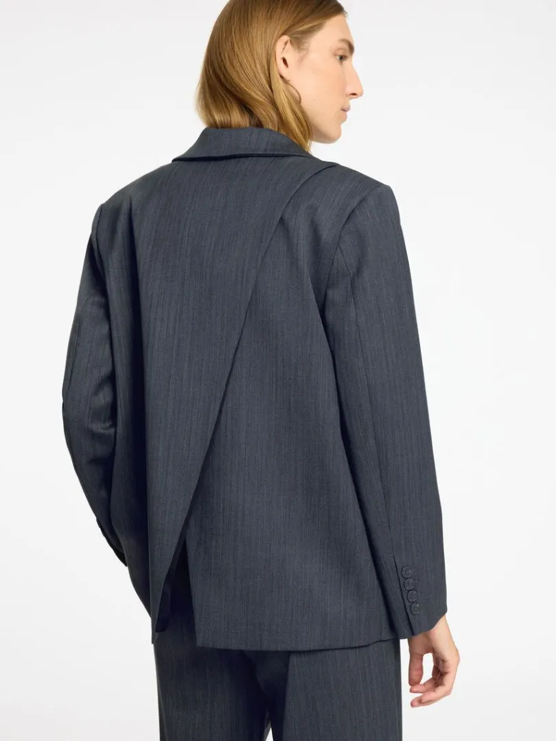 asymmetrisk_oversized_bla_2.webp Jakkesæt & Blazers | Overtøj>SELECTED ASYMMETRISK OVERSIZED BLAZER Grey