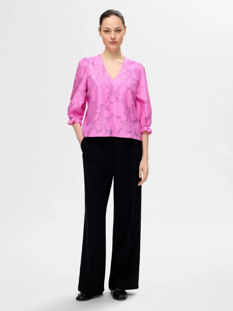 blomsterprintet_bluse_1-1.webp Toppe Og Bluser>SELECTED BLOMSTERPRINTET BLUSE Pink