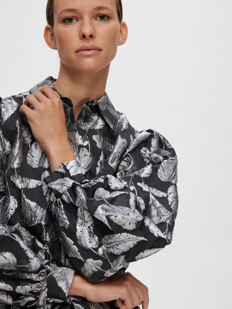 blomstret_jacquard_skjort_3.webp Skjorter | Toppe Og Bluser>SELECTED BLOMSTRET JACQUARD SKJORTE Silver