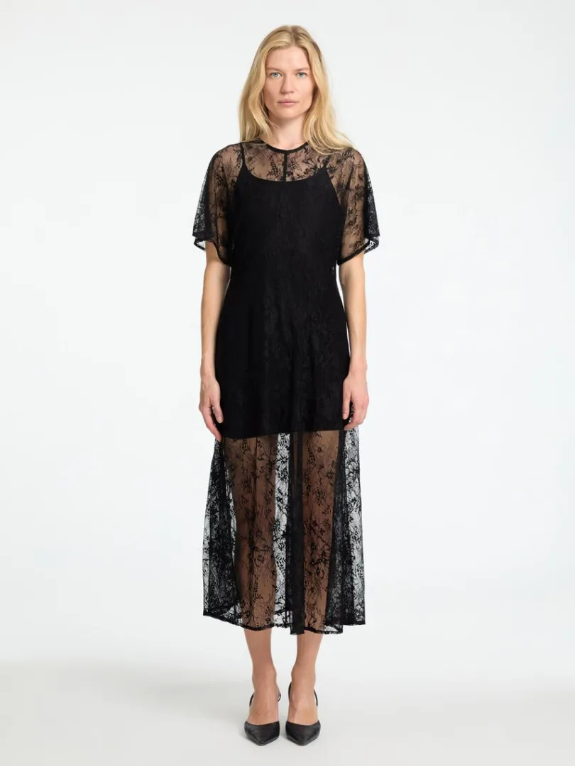 blonde_midikjole_0.webp Kjoler>SELECTED BLONDE MIDIKJOLE Black