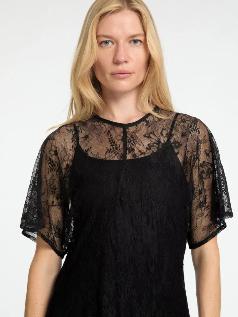 blonde_midikjole_3.webp Kjoler>SELECTED BLONDE MIDIKJOLE Black