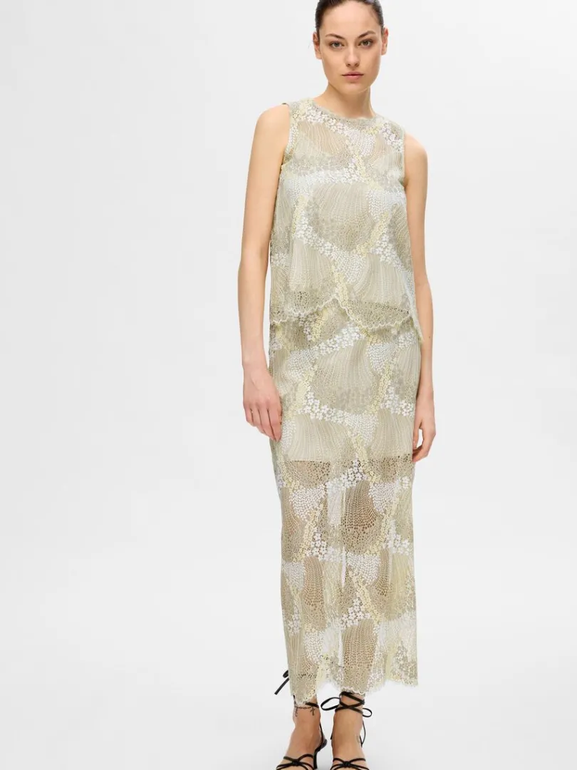 blonde_top_0.webp Toppe Og Bluser>SELECTED BLONDE TOP Yellow