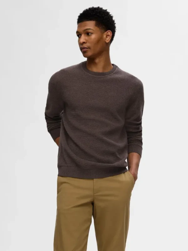 Strik>SELECTED 100% BOMULD SWEATER MED RUND HALS Brown