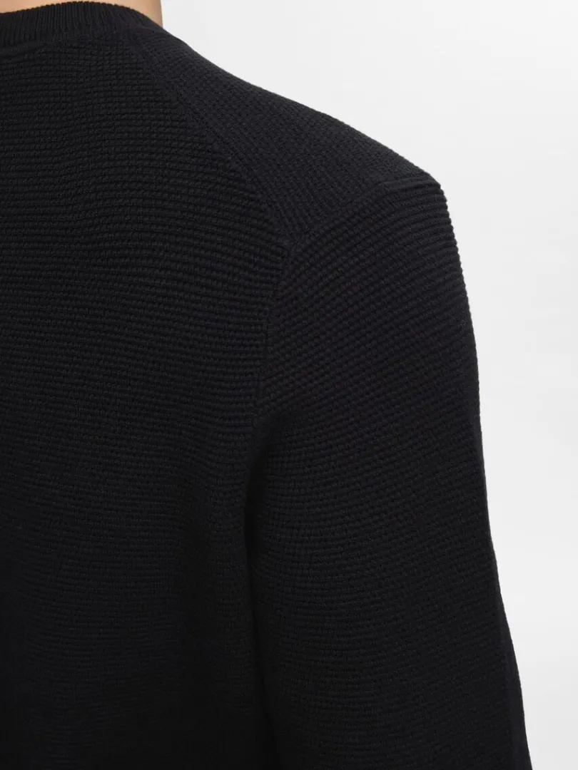 bomuld_sweater_med_rund__3-4.webp Strik>SELECTED 100% BOMULD SWEATER MED RUND HALS Black