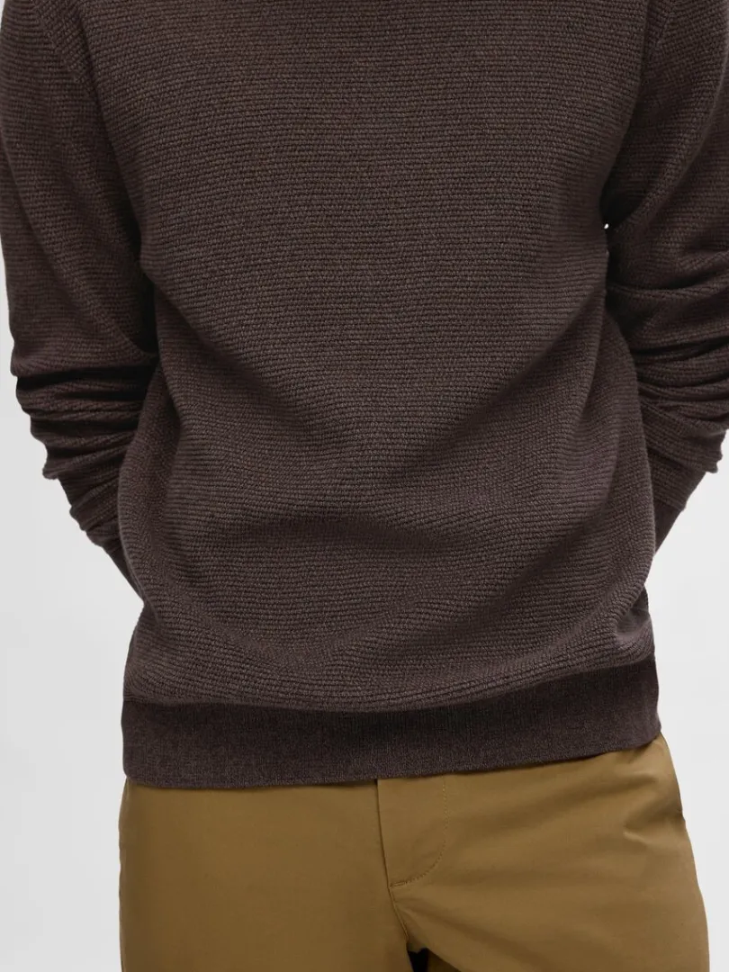 bomuld_sweater_med_rund__3-7.webp Strik>SELECTED 100% BOMULD SWEATER MED RUND HALS Brown
