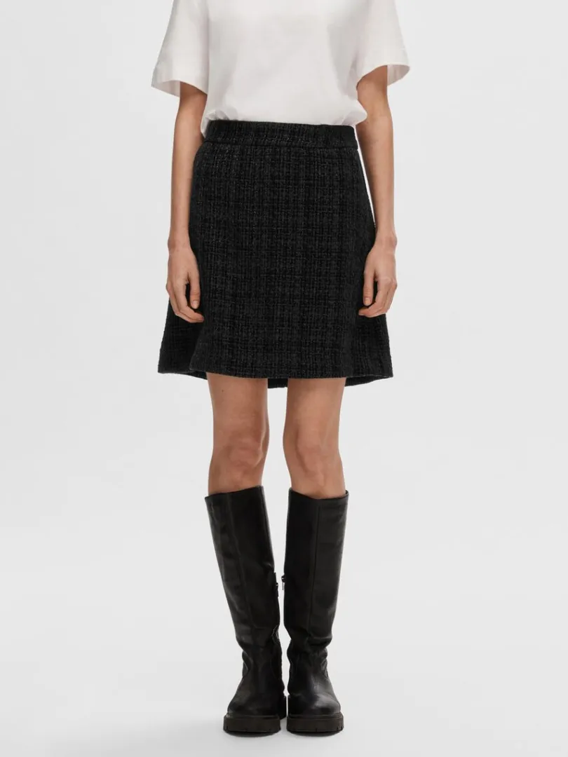 boucle_mininederdel_1.webp Nederdele>SELECTED BOUCLE MININEDERDEL Black