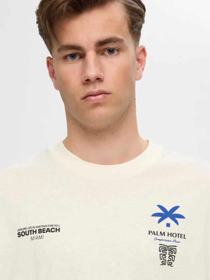 boxy_fit_tshirt_3-1.webp T-shirts>SELECTED BOXY FIT T-SHIRT White