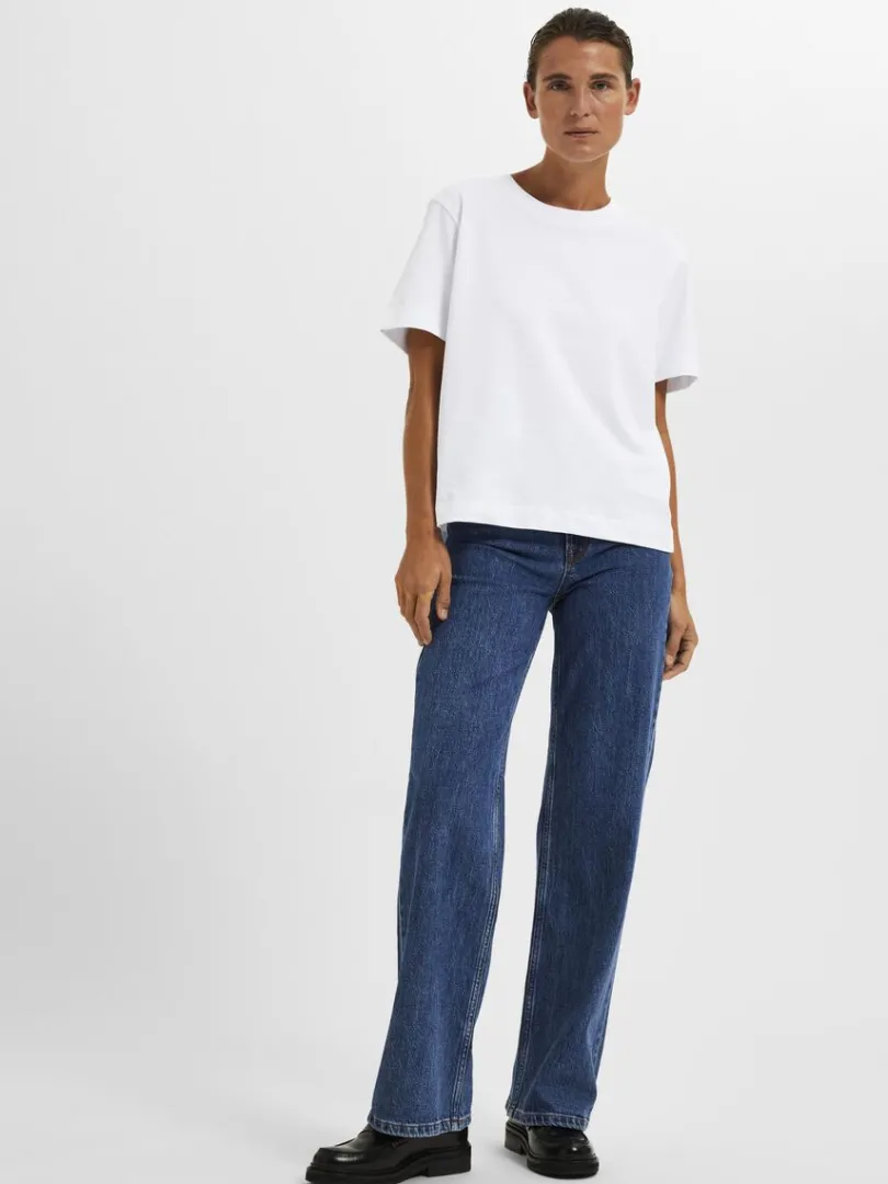 boxy_tshirt_2.webp T-shirts>SELECTED BOXY T-SHIRT White