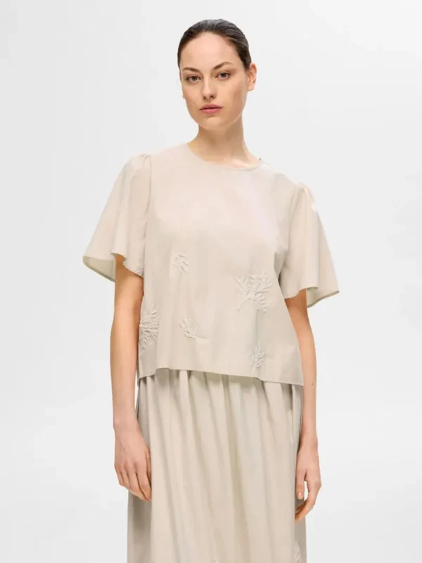 Toppe Og Bluser>SELECTED BRODERET TOP MED KORTE ÆRMER Beige