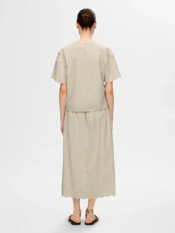 Toppe Og Bluser>SELECTED BRODERET TOP MED KORTE ÆRMER Beige