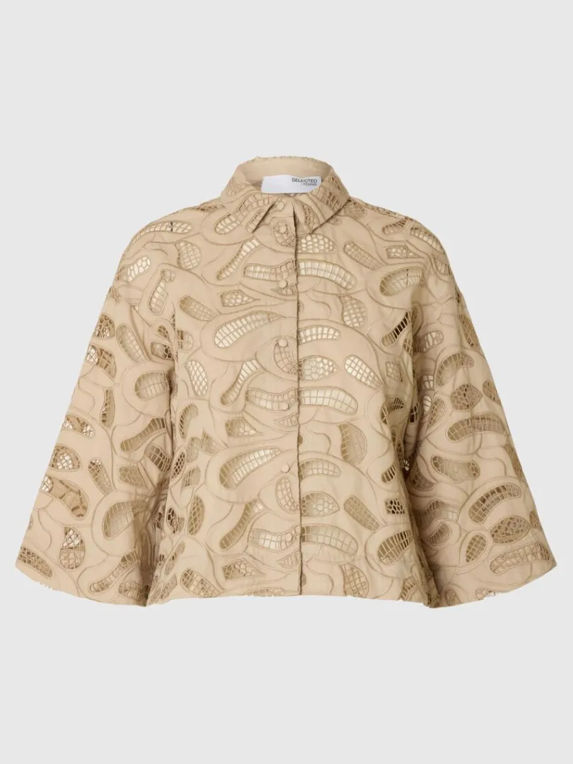 broderie_anglaise_cropped_5-1.webp Skjorter>SELECTED BRODERIE ANGLAISE CROPPED SKJORTE Beige