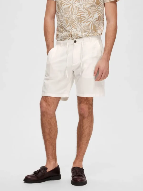 Shorts>SELECTED COMFORT FIT SHORTS White