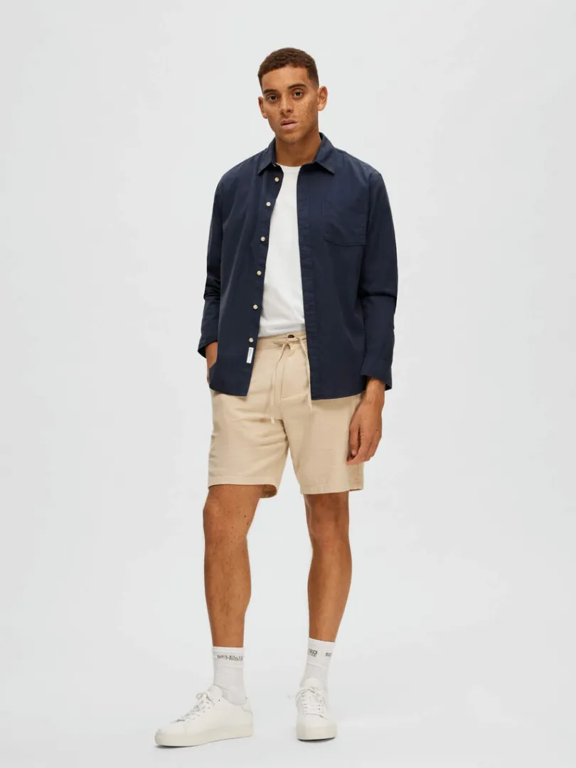 comfort_fit_shorts_2-7.webp Shorts>SELECTED COMFORT FIT SHORTS Beige