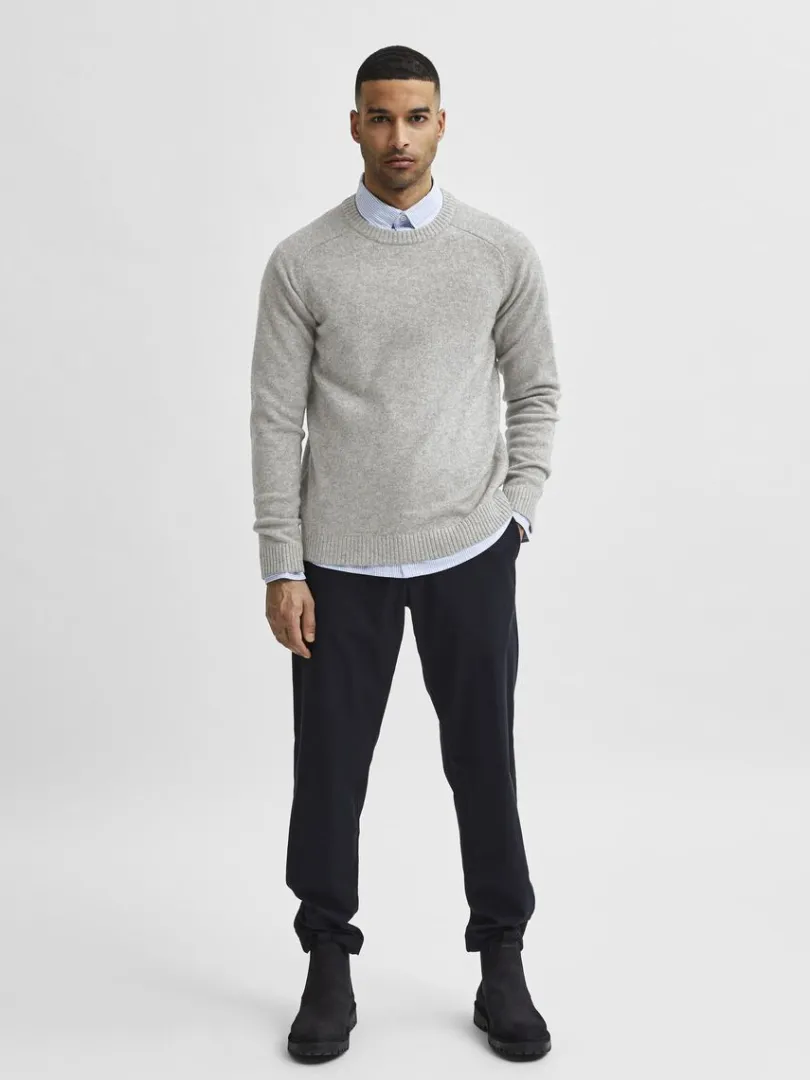 crew_neck_striktrje_1-2.webp Strik>SELECTED CREW NECK STRIKTRØJE Grey