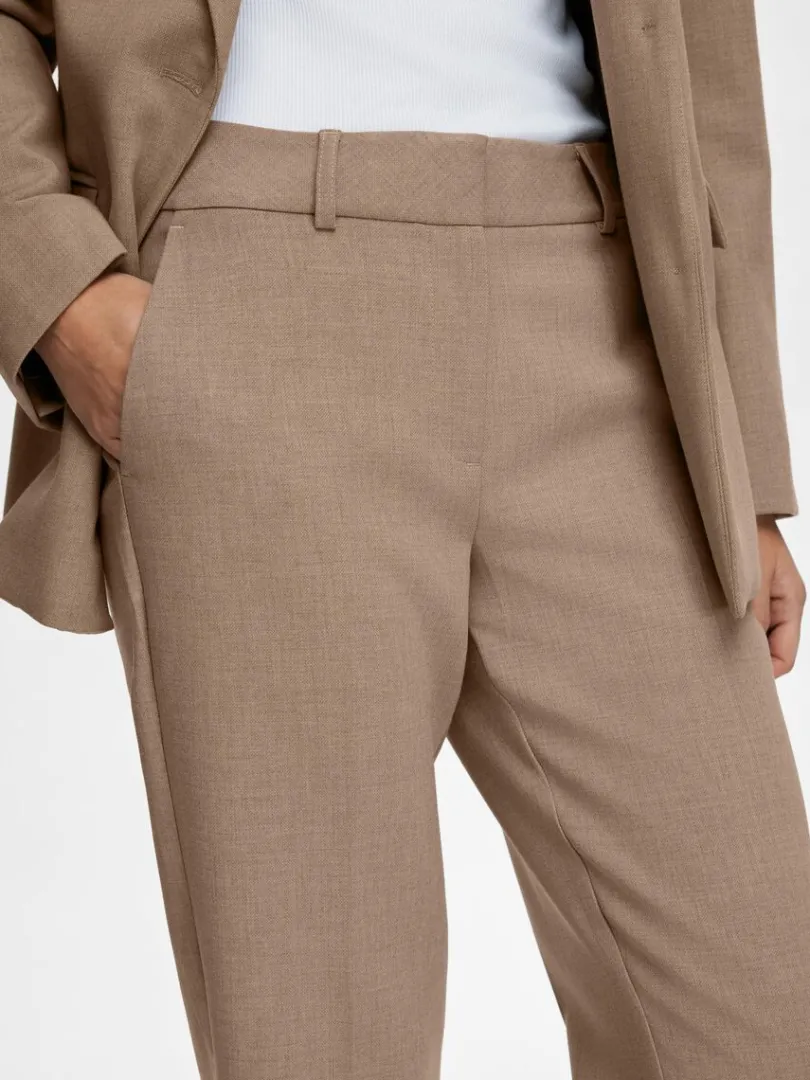 cropped_bukser_3.webp Bukser | Jakkesæt & Blazers>SELECTED CROPPED BUKSER Brown