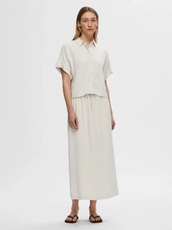 Skjorter>SELECTED CROPPED KORTÆRMET SKJORTE Beige