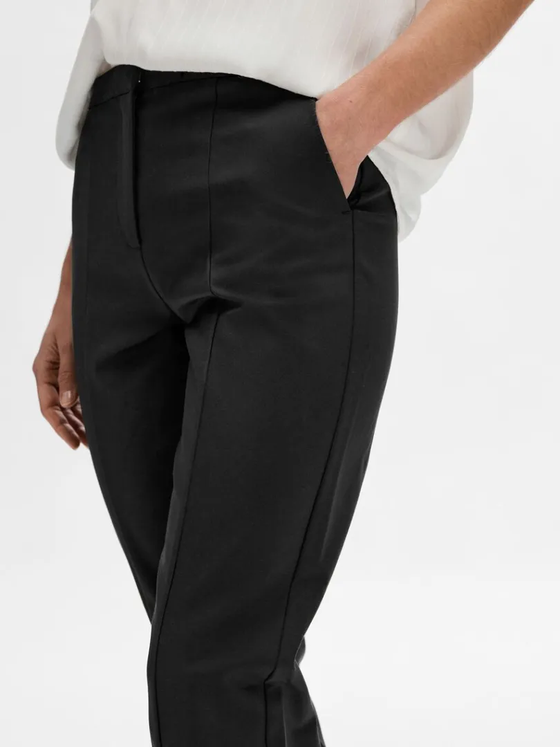 cropped_slim_fit_bukser_3.webp Bukser | Jakkesæt & Blazers>SELECTED CROPPED SLIM FIT BUKSER Black