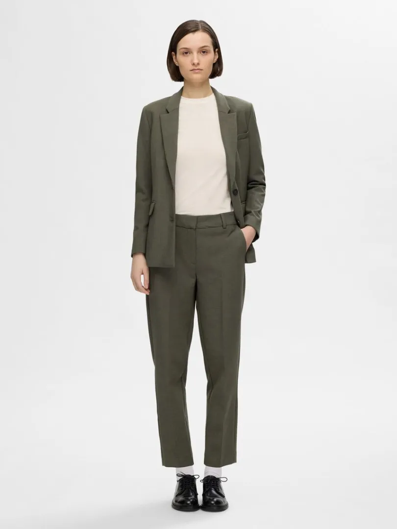 cropped_tapered_bukser_1.webp Bukser>SELECTED CROPPED TAPERED BUKSER Green