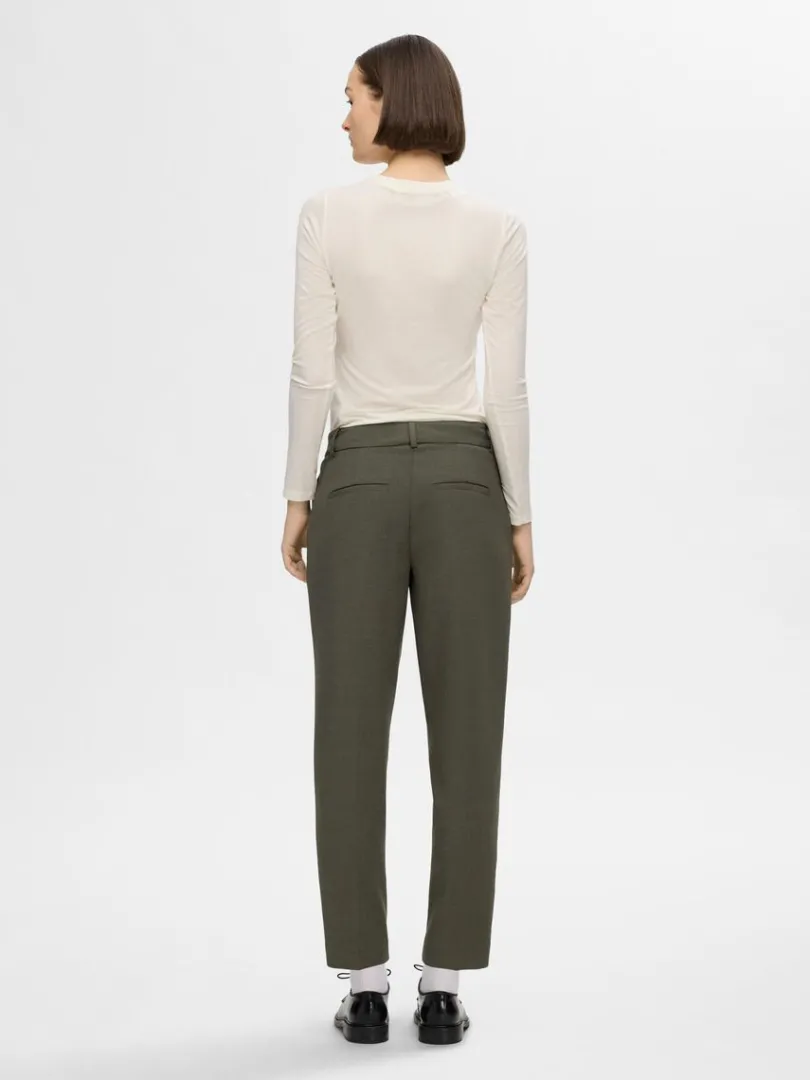 cropped_tapered_bukser_4.webp Bukser>SELECTED CROPPED TAPERED BUKSER Green