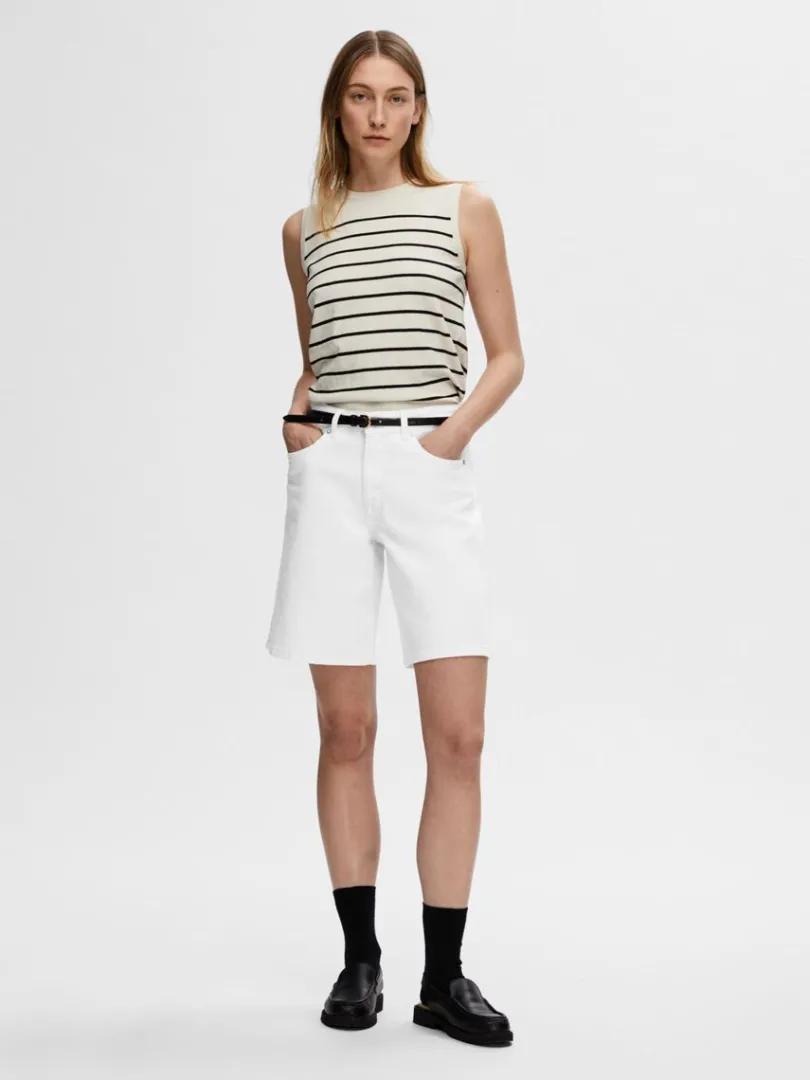 denim_bermuda_shorts_2.webp Shorts>SELECTED DENIM BERMUDA SHORTS White