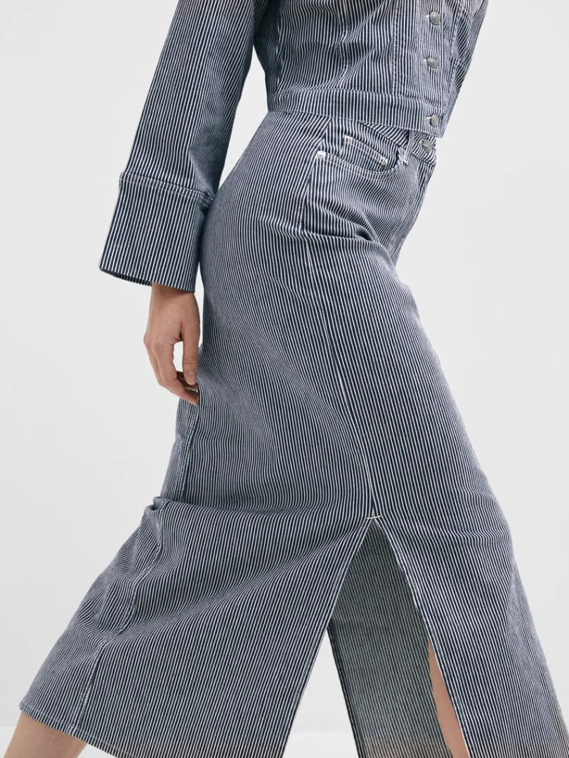 denim_maxinederdel_3-1.webp Nederdele>SELECTED DENIM MAXINEDERDEL Blue