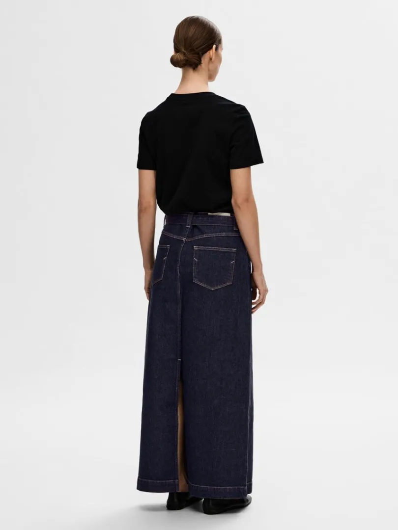 denim_maxinederdel_6.webp Nederdele>SELECTED DENIM MAXINEDERDEL Blue