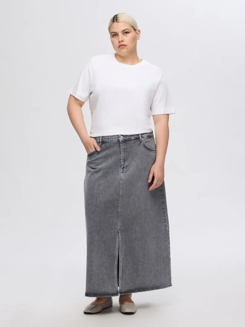 denim_midinederdel_1-3.webp Nederdele>SELECTED DENIM MIDINEDERDEL Grey