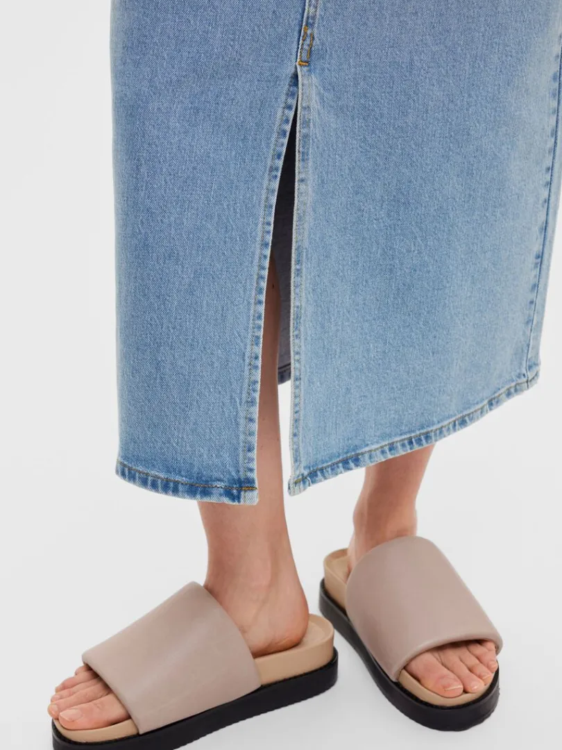 denim_midinederdel_4-4.webp Nederdele>SELECTED DENIM MIDINEDERDEL Blue