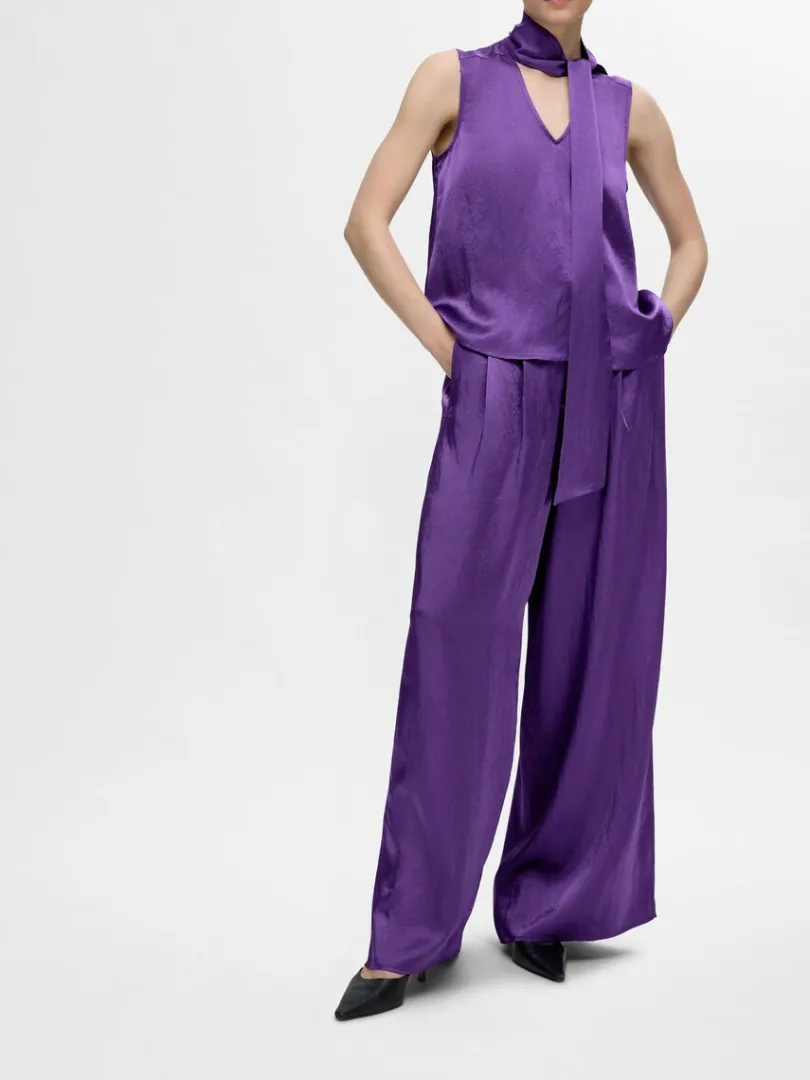 ekstra_brede_satinbukser_2.webp Bukser>SELECTED EKSTRA BREDE SATINBUKSER Purple