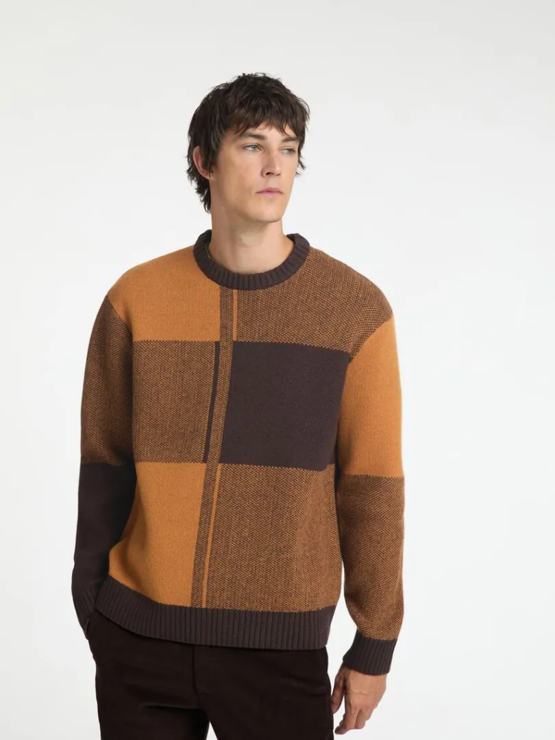 farveblok_sweater_med_run_2-2.webp Strik>SELECTED FARVEBLOK SWEATER MED RUND HALS Coloured