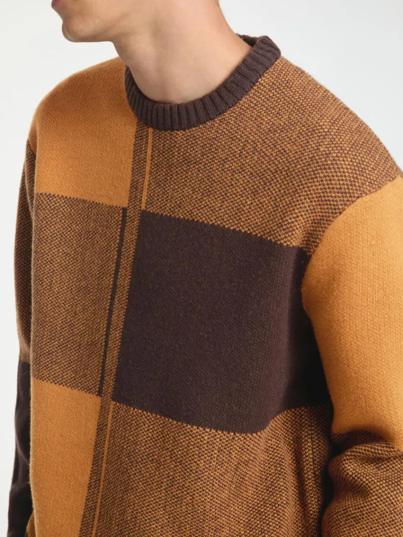 farveblok_sweater_med_run_3-2.webp Strik>SELECTED FARVEBLOK SWEATER MED RUND HALS Coloured
