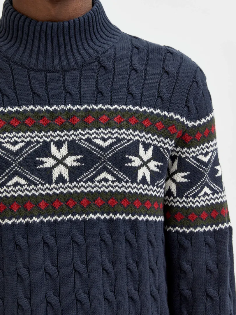 hj_hals_julesweater_3.webp Strik>SELECTED - HØJ HALS JULESWEATER Blue