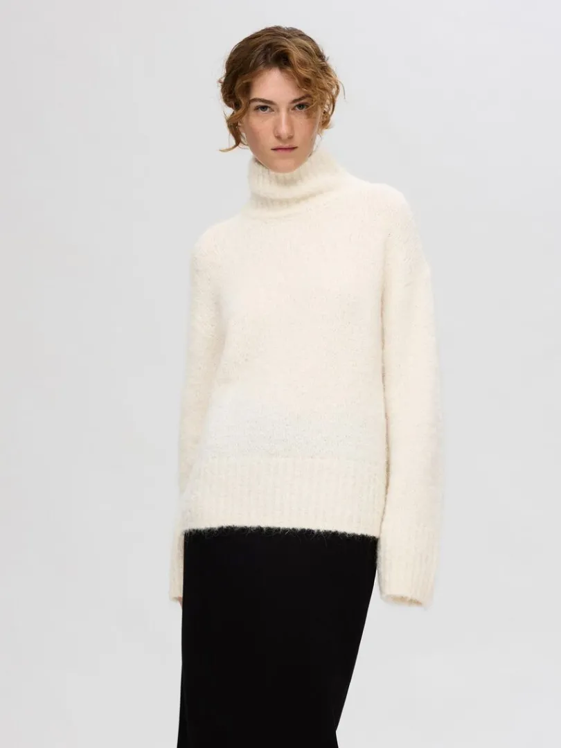 hj_hals_pullover_0-1.webp Strik>SELECTED HØJ HALS PULLOVER Beige