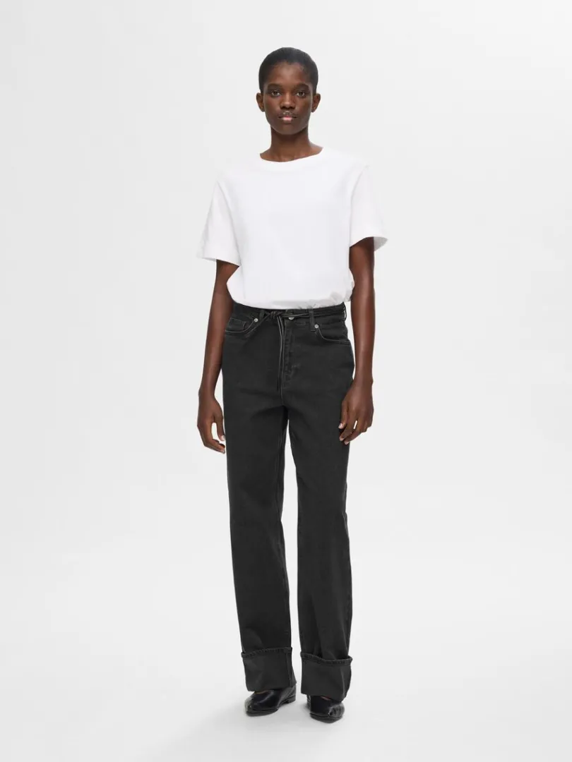 hjtaljet_wide_fit_jeans_1.webp Jeans>SELECTED HØJTALJET WIDE FIT JEANS Black