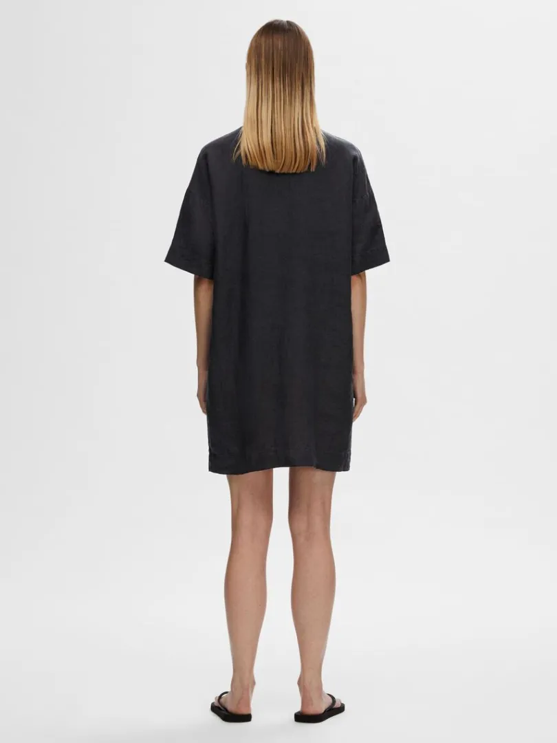 hr_skjortekjole_4.webp Kjoler>SELECTED HØR SKJORTEKJOLE Black