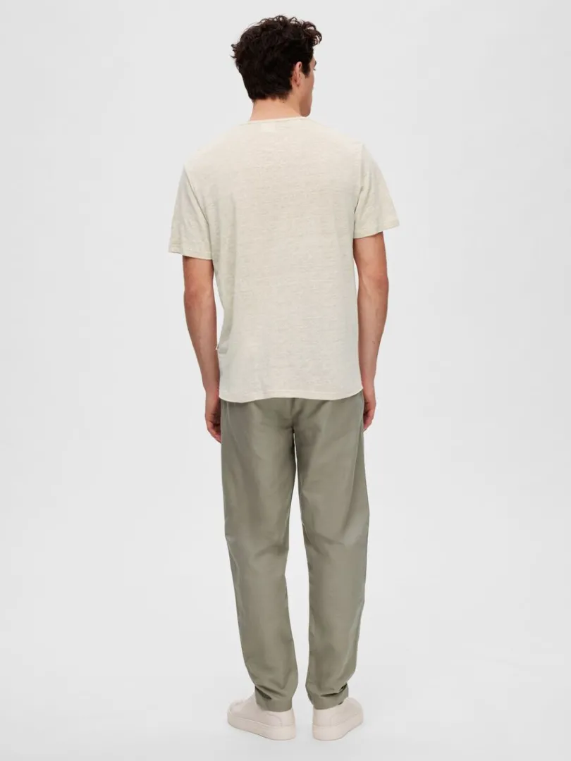 hr_tshirt_4-1.webp T-shirts>SELECTED HØR T-SHIRT Beige