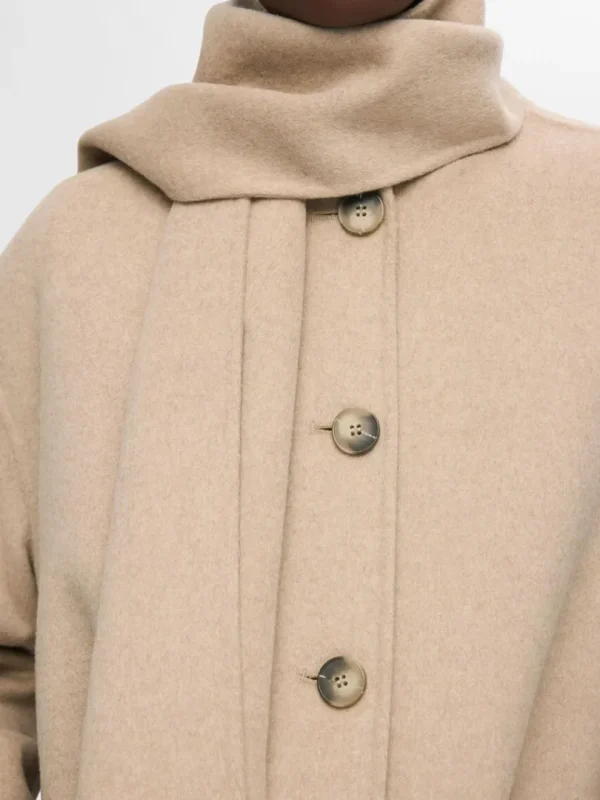 Overtøj>SELECTED INDBYGGET HALSTØRKLÆDE JAKKE Beige