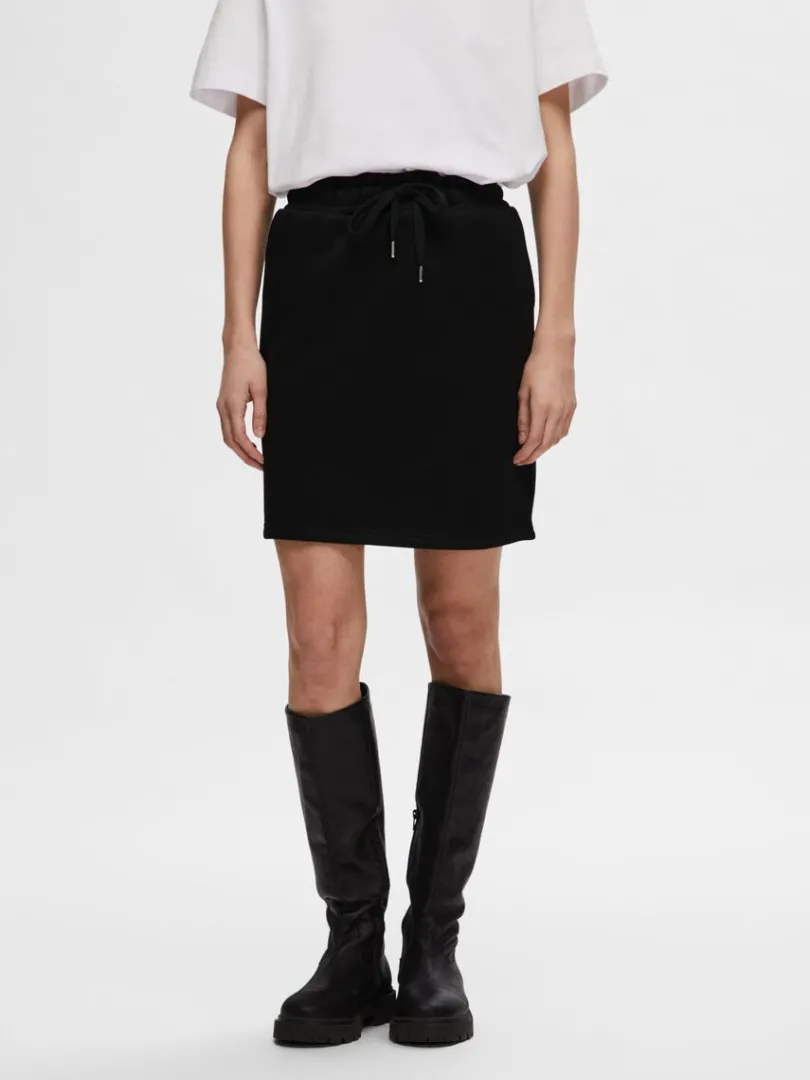 jersey_mininederdel_1.webp Nederdele>SELECTED JERSEY MININEDERDEL Black