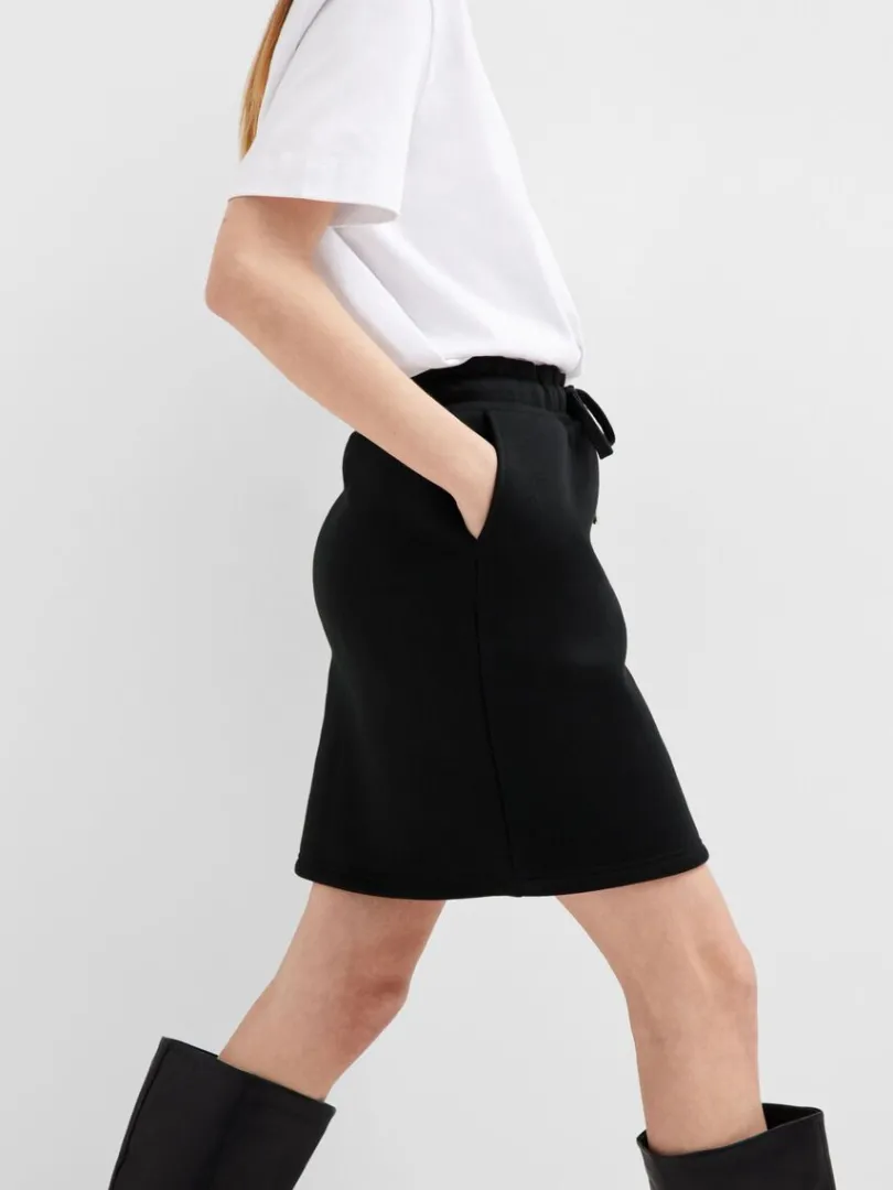 jersey_mininederdel_3.webp Nederdele>SELECTED JERSEY MININEDERDEL Black