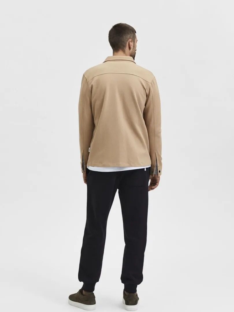 klassisk_overshirt_1-2.webp Overtøj | Skjorter>SELECTED KLASSISK OVERSHIRT Beige