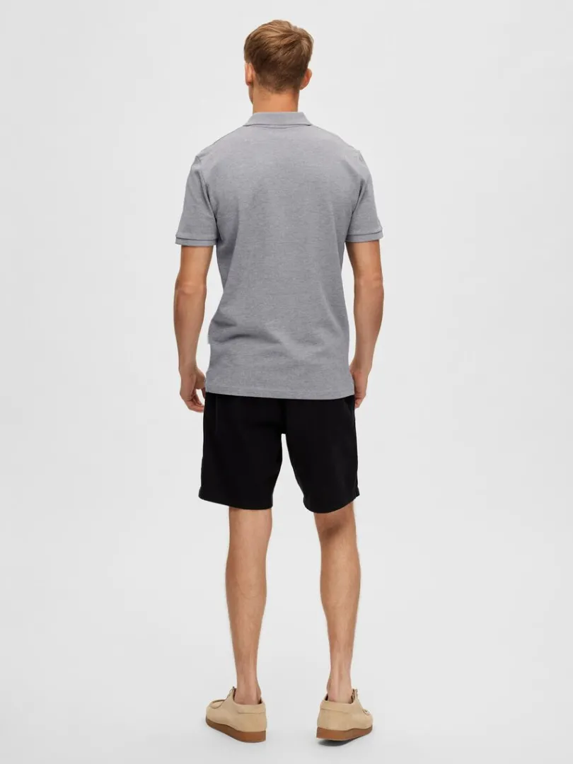 klassisk_polo_5-4.webp Poloer>SELECTED KLASSISK POLO Grey