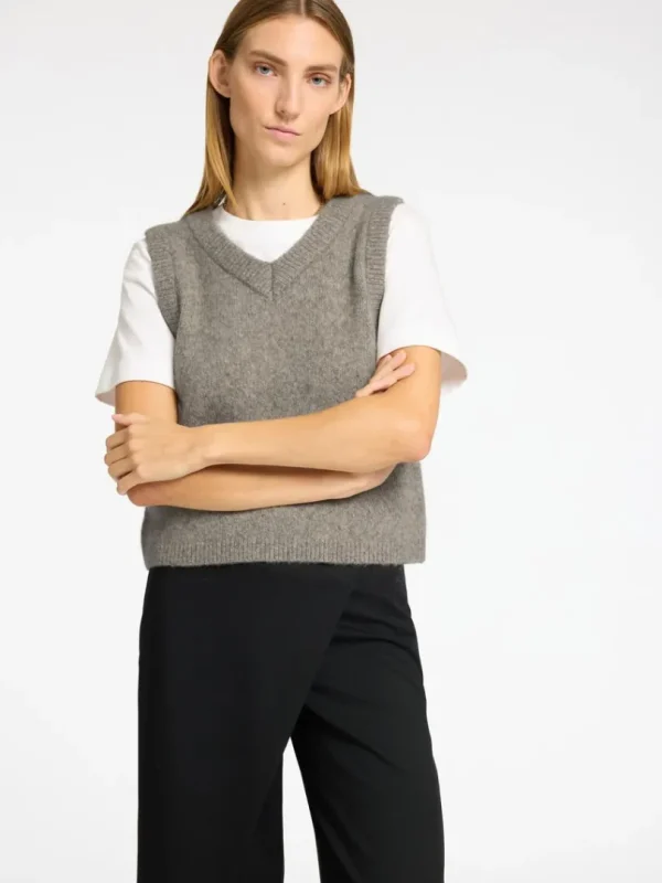 Toppe Og Bluser | Overtøj>SELECTED KLASSISK STRIK VEST Brown