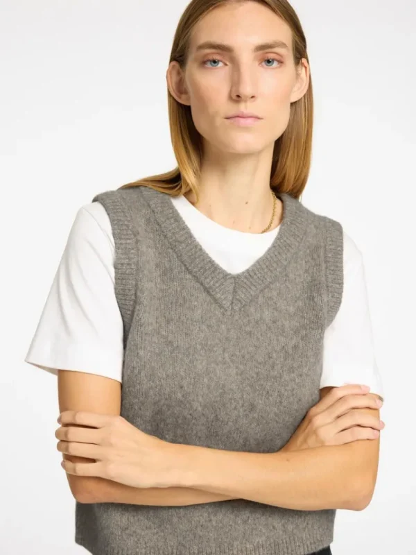 Toppe Og Bluser | Overtøj>SELECTED KLASSISK STRIK VEST Brown