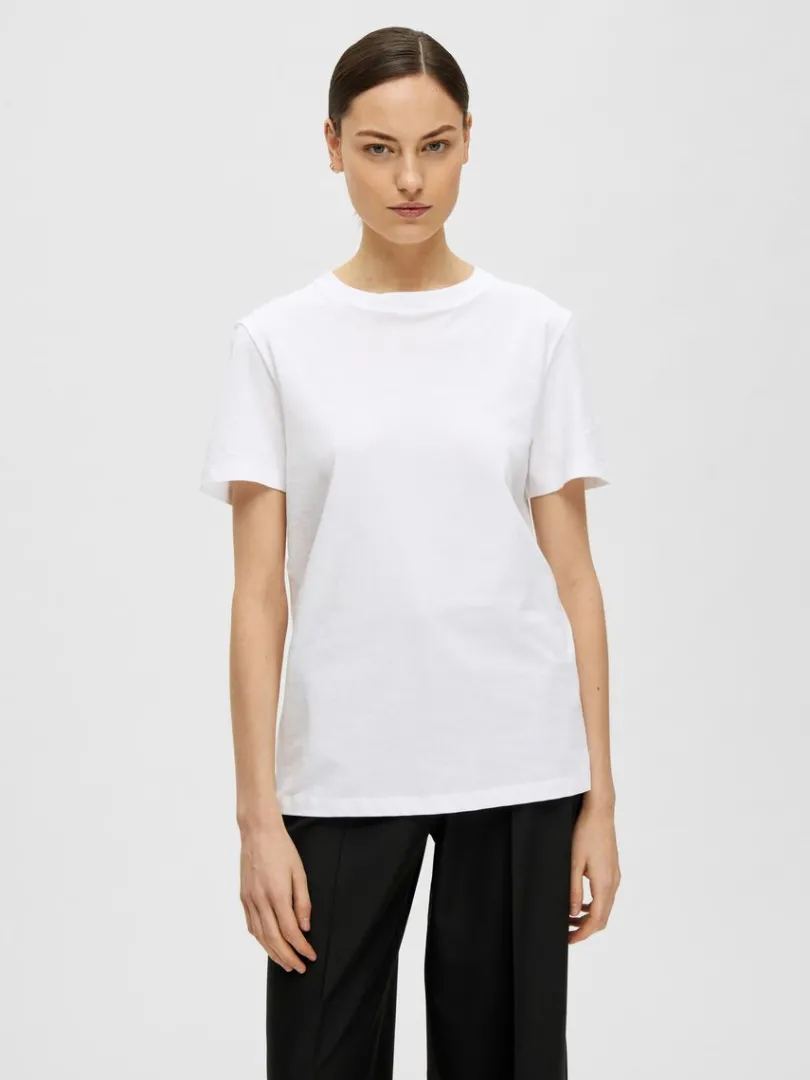klassisk_tshirt_0-1.webp T-shirts>SELECTED KLASSISK T-SHIRT White