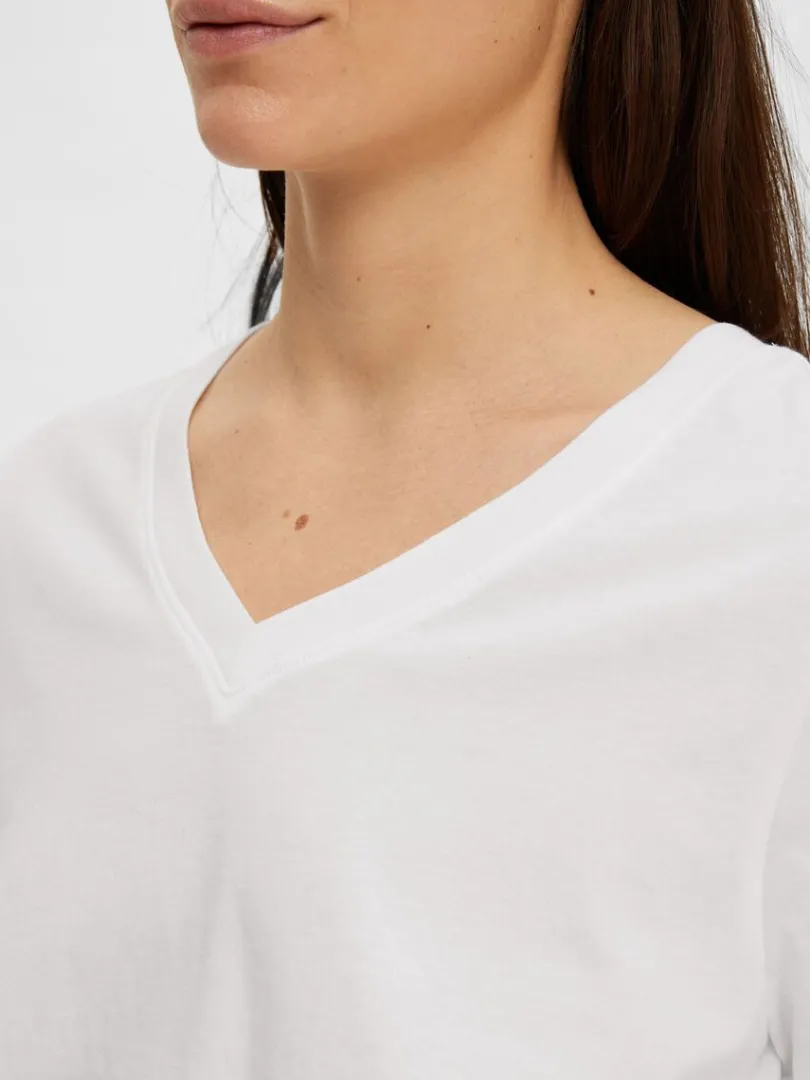 klassisk_vhals_tshirt_3.webp T-shirts>SELECTED KLASSISK V-HALS T-SHIRT White
