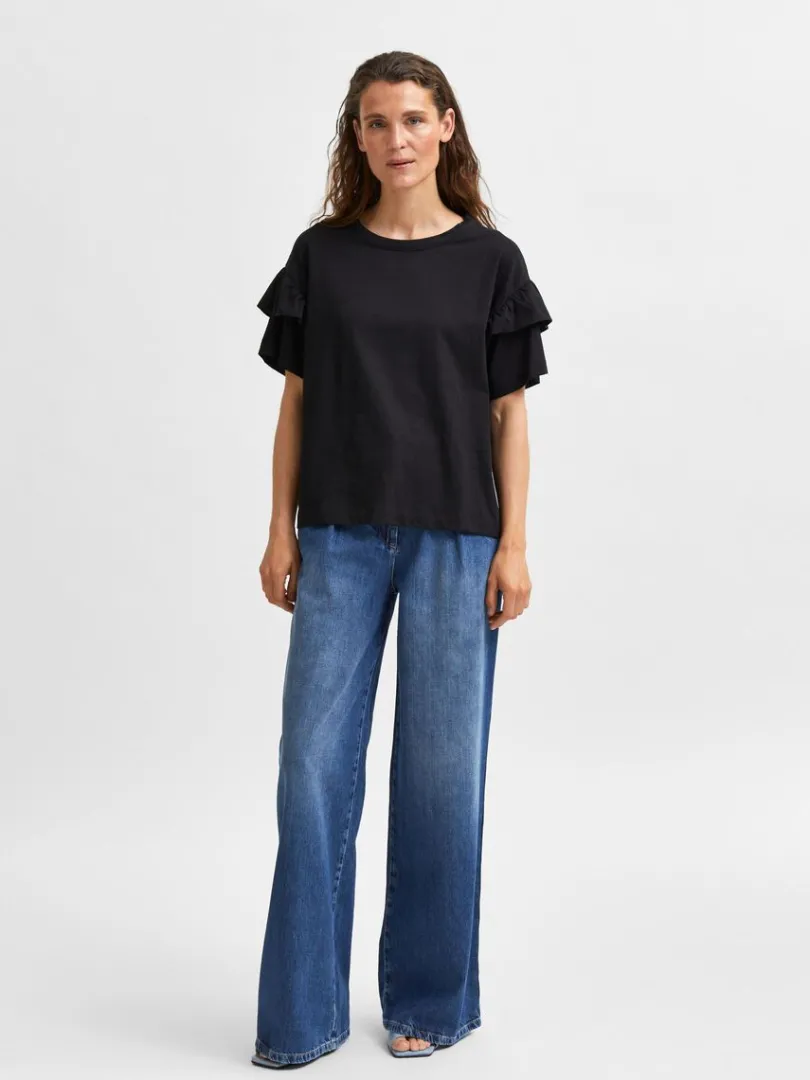 kologisk_bomuld_flse_tshi_1-2.webp T-shirts>SELECTED ØKOLOGISK BOMULD FLÆSE T-SHIRT Black
