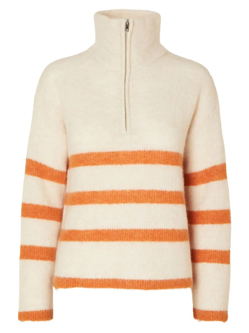 kort_lynls_pullover_5-7.webp Strik>SELECTED KORT LYNLÅS PULLOVER Beige